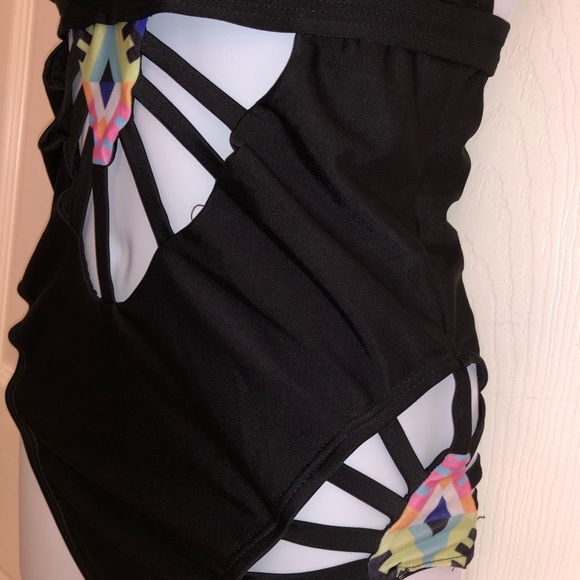 🆕 Black one piece Swimsuit - Picture 7 of 7